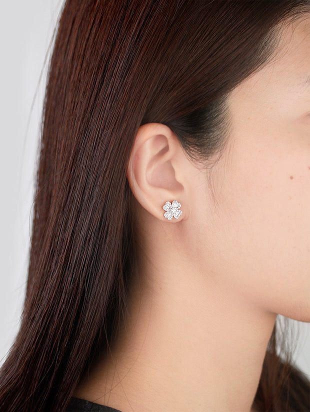 Cho Clover Mini Diamond Baguette Studs
